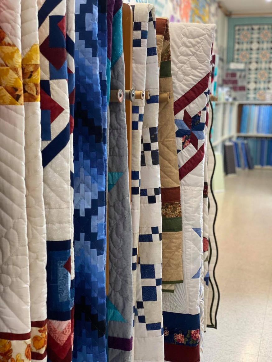 Shop quilts deals