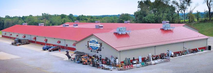 Amish Country Ohio Flea Market - You Can Shop All Day Inside The Holmes County Flea Market A Berlin Main Street Merchant Click Here For Mor Amish Country Ohio Ohio Travel Holmes County Ohio - They will be there from 9 a.m.