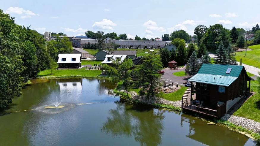 Water's Edge Cabins