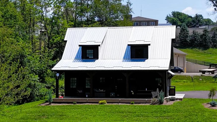 Water's Edge Cabins