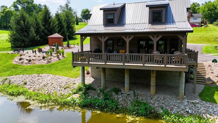 Water's Edge Cabins